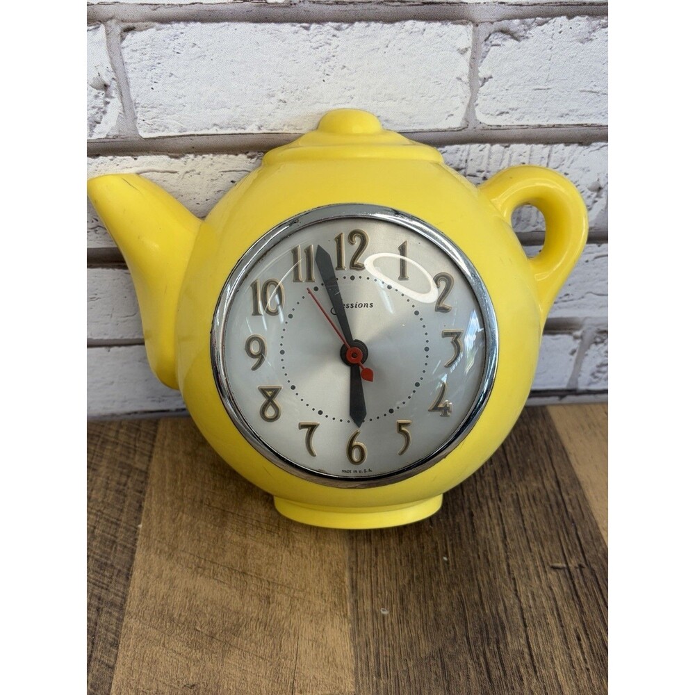 Vintage Sessions Yellow Teapot Wall Clock Works Rare Color Vintage